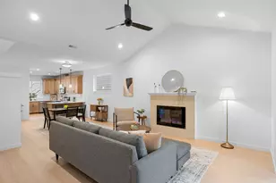 2250 NE 207th Pl, Fairview, OR 97024 - Photo 18