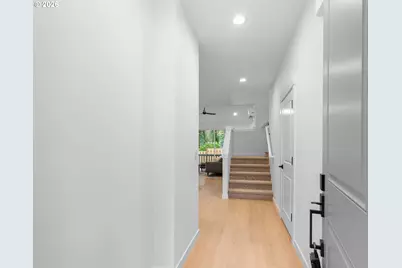 2250 NE 207th Pl, Fairview, OR 97024 - Photo 4