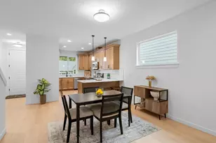 2250 NE 207th Pl, Fairview, OR 97024 - Photo 14