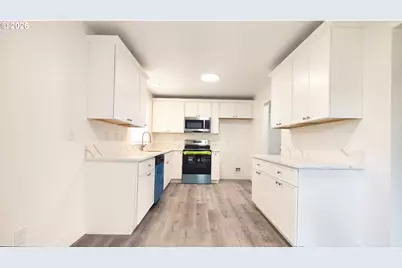1940 SE 143rd Ave, Portland, OR 97233 - Photo 34