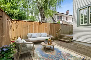 537 NE Royal Ct, Portland, OR 97232 - Photo 36