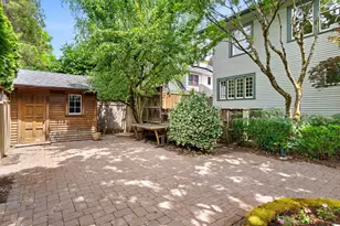 537 NE Royal Ct, Portland, OR 97232 - Photo 38