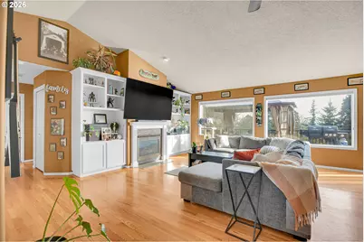 996 Parkway Dr, Salem, OR 97304 - Photo 10