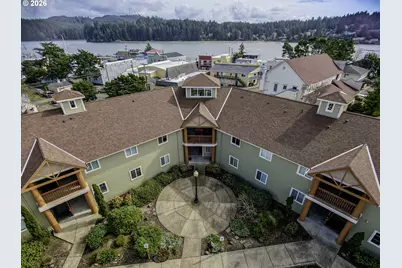 179 Laurel St #9, Florence, OR 97439 - Photo 2