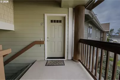 179 Laurel St #9, Florence, OR 97439 - Photo 6