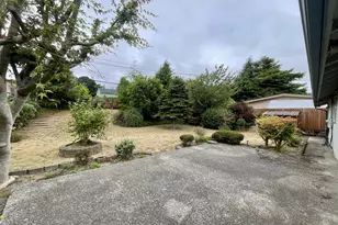 1840 Ocean Blvd, Coos Bay, OR 97420 - Photo 28