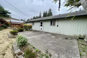 1840 Ocean Blvd, Coos Bay, OR 97420 - Photo 34