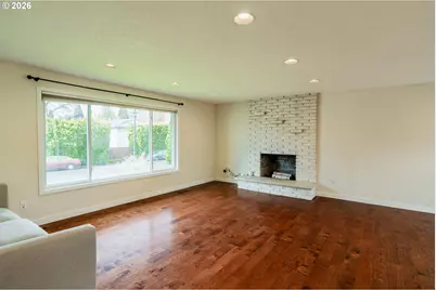 5484 SE Roethe Rd, Milwaukie, OR 97267 - Photo 8