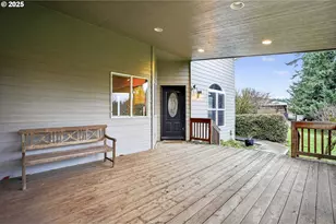 42101 SE Locksmith Ln, Sandy, OR 97055 - Photo 4