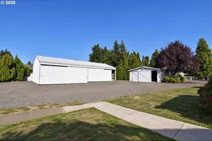85419 Jasper Park Rd, Pleasant Hill, OR 97455 - Photo 4