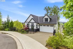 1372 Overview St, Salem, OR 97304 - Photo 2