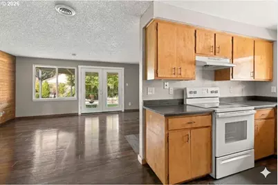 1646 H St, Springfield, OR 97477 - Photo 10