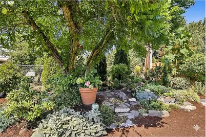 1646 H St, Springfield, OR 97477 - Photo 38