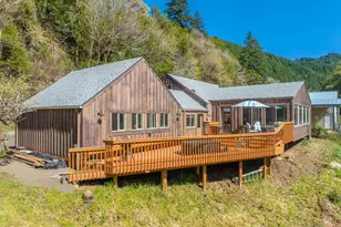 856 Scottsburg West Rd, Scottsburg, OR 97473 - Photo 2