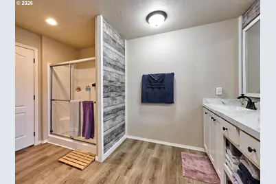 11633 Warbler Ln, Aurora, OR 97002 - Photo 24