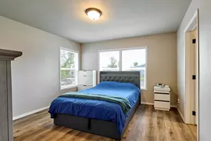 11633 Warbler Ln, Aurora, OR 97002 - Photo 18