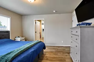 11633 Warbler Ln, Aurora, OR 97002 - Photo 22
