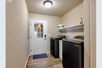11633 Warbler Ln, Aurora, OR 97002 - Photo 38