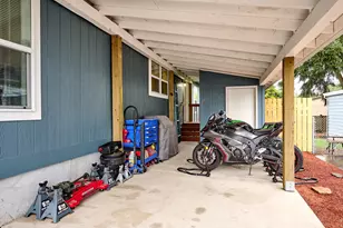 11633 Warbler Ln, Aurora, OR 97002 - Photo 40