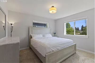 2566 SW McKenna Pl, Beaverton, OR 97003 - Photo 18