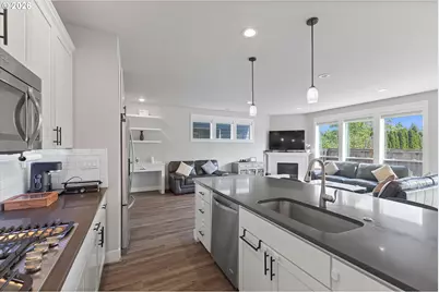 2566 SW McKenna Pl, Beaverton, OR 97003 - Photo 12