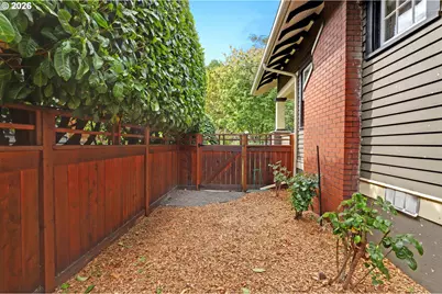 6014 NE Mallory Ave, Portland, OR 97211 - Photo 36