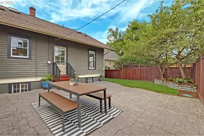6014 NE Mallory Ave, Portland, OR 97211 - Photo 32