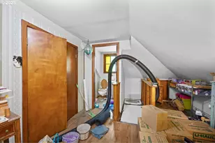 2128 Starveout Creek Rd, Azalea, OR 97410 - Photo 14