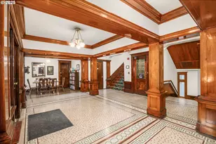 2083 NW Johnson St, Portland, OR 97209 - Photo 16