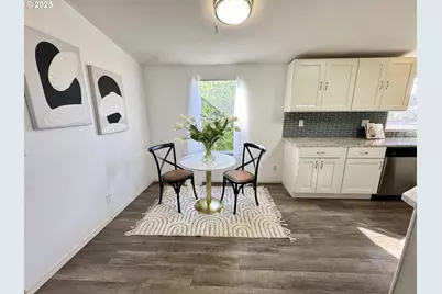 14217 NE 10th Ave, Vancouver, WA 98685 - Photo 4