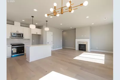 267 Sunday Dr, Creswell, OR 97426 - Photo 12