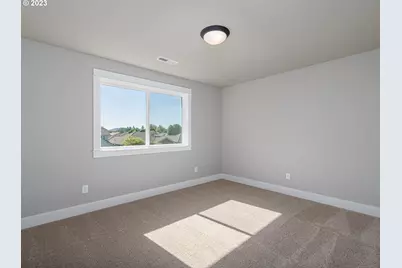 267 Sunday Dr, Creswell, OR 97426 - Photo 24