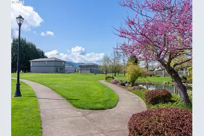 267 Sunday Dr, Creswell, OR 97426 - Photo 34