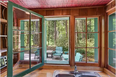 55284 Delta Rd, Blue River, OR 97413 - Photo 16