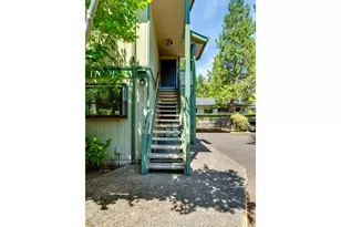 600 Cherry Dr, Eugene, OR 97401 - Photo 30