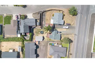 403 Happy Valley Rd, Roseburg, OR 97471 - Photo 26