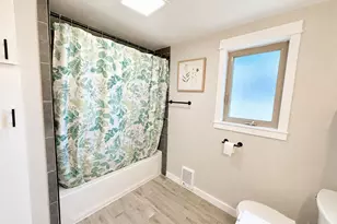 403 Happy Valley Rd, Roseburg, OR 97471 - Photo 14