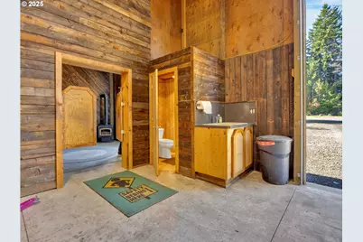 44434 SE Coalman Rd, Sandy, OR 97055 - Photo 10