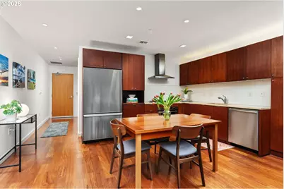 836 S Curry #406, Portland, OR 97035 - Photo 22
