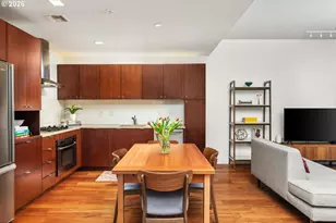 836 S Curry, Portland, OR 97035 - Photo 6