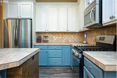 14027 Traveler Rd, Oregon City, OR 97045 - Photo 18