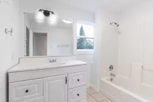 903 S 3rd Ave, Kelso, WA 98626 - Photo 6