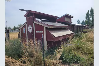 1019 Olson St, Haines, OR 97833 - Photo 18