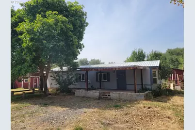 1019 Olson St, Haines, OR 97833 - Photo 1
