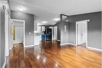 4792 NE Wyoming Cir, Salem, OR 97305 - Photo 10