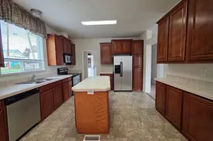 624 Dufur Ave, Maupin, OR 97037 - Photo 20