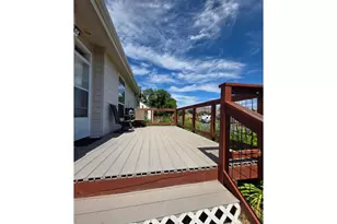 624 Dufur Ave, Maupin, OR 97037 - Photo 8