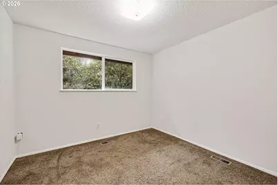 6701 SE 122nd Ave, Portland, OR 97236 - Photo 14