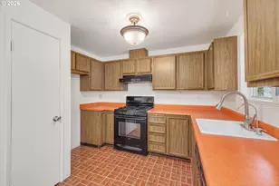 6701 SE 122nd Ave, Portland, OR 97236 - Photo 6