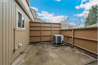 17525 NW Shorewood Dr, Beaverton, OR 97006 - Photo 6